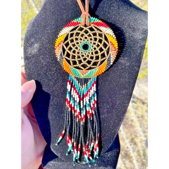 Marion Curly Jewelry - Native American Beaded Necklace 18.5" Handmade by Marian Curly